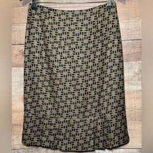 🌻 Harold’s Silk Tan Skirt size 4 Equestrian Classic Preppy Pleated Career Travel